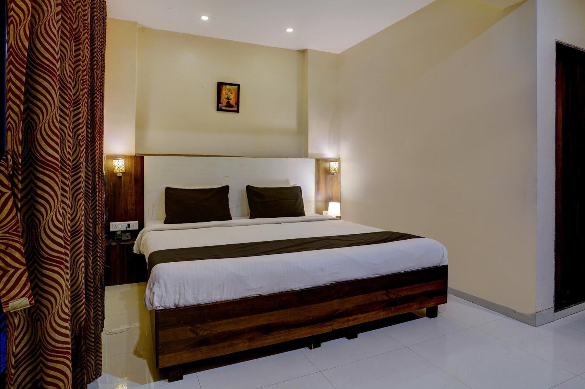 Hotel O Aishwarya Service Apartment Nova Bombaim Exterior foto